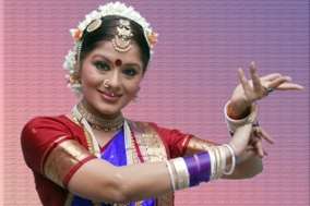 about sudha chandran biography in english