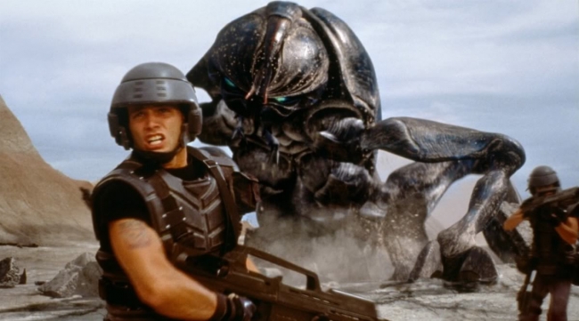 El reboot de Starship Troopers será menos violento