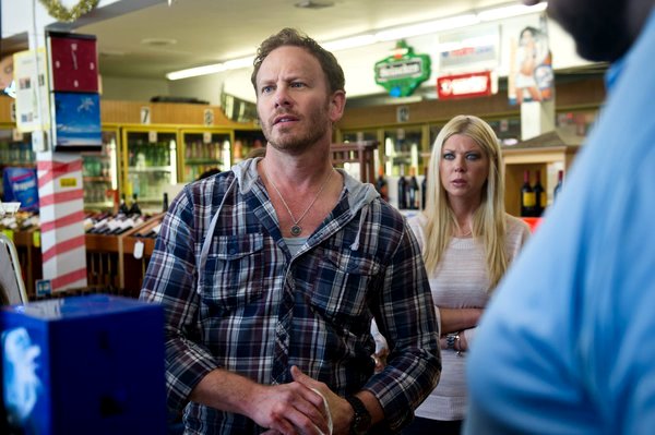 Ian Ziering repetirá en la secuela de Sharknado