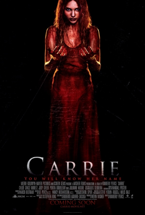 Póster para Reino Unido del remake de Carrie