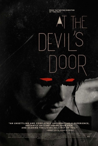 Nuevo póster de ‘At the Devil´s Door’