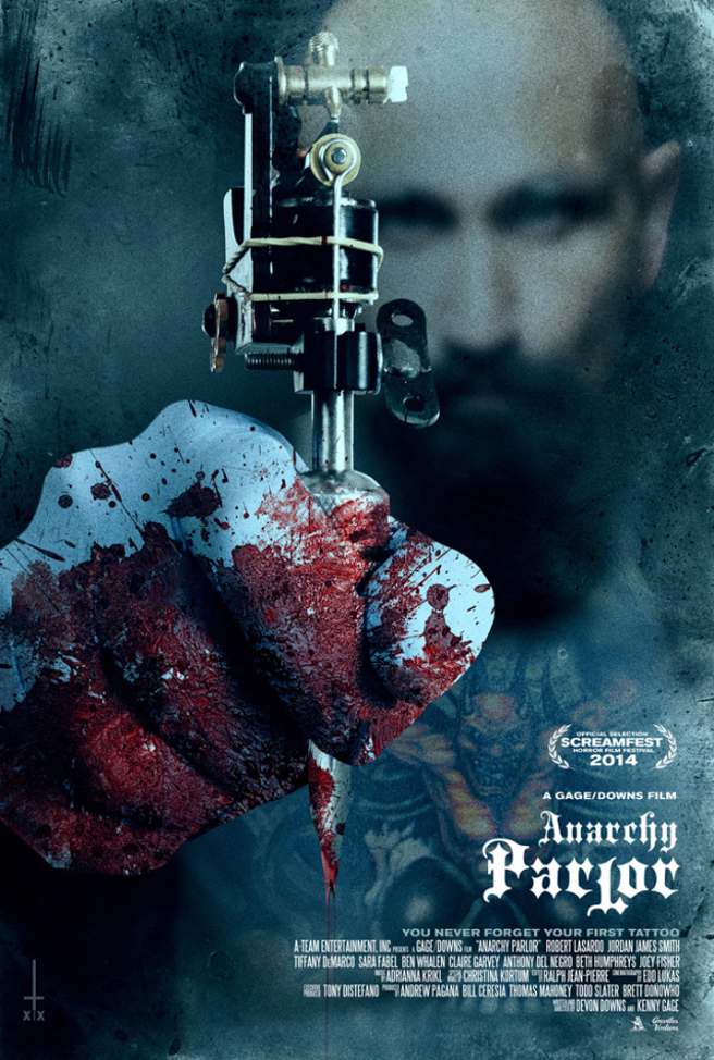 Nuevo trailer para ‘Anarchy Parlor’ ¡Ojo con los tatuajes!