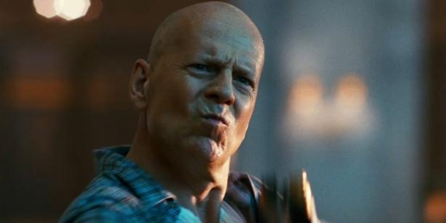 Avance Taquilla USA: John McClane lidera por poco