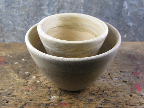Mango Wood French Artisan Bowl Mango Wood French Artisan Bowl