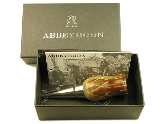Bottle Stopper - Cow Horn - Thistle End Bottle Stopper - Cow Horn - Thistle End