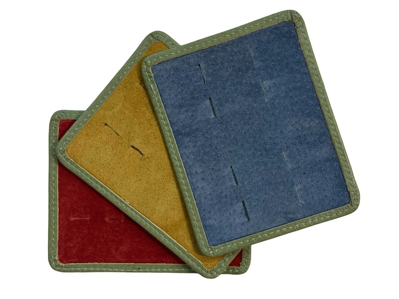 Horn Collar Stays with Green Leather Pouch | HCLPG Horn Collar Stays with Green Leather Pouch | HCLPG