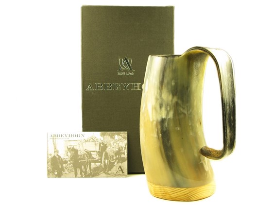 Cow Horn Soldiers Mug - Polished - 1/2 Pint | Roughly 1/2 pint size horn mug Cow Horn Soldiers Mug - Polished - 1/2 Pint | Roughly 1/2 pint size horn mug