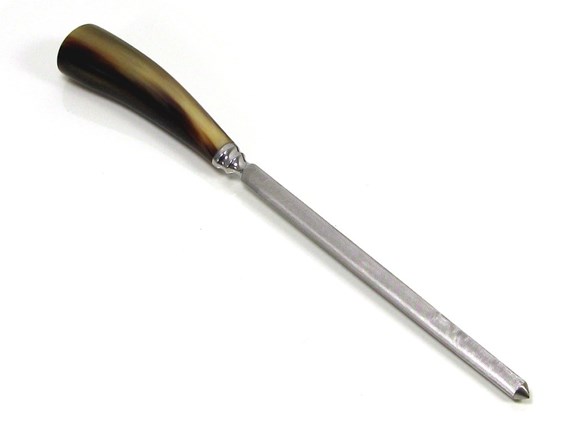 Polished Cow Horn Handle Carver Steel