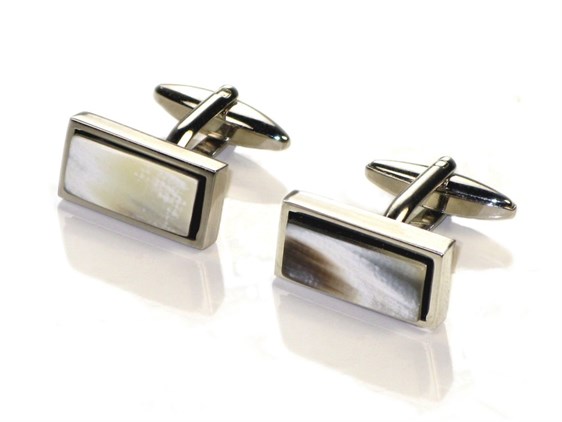 Cufflinks - Narrow Rectangle - Cow Horn