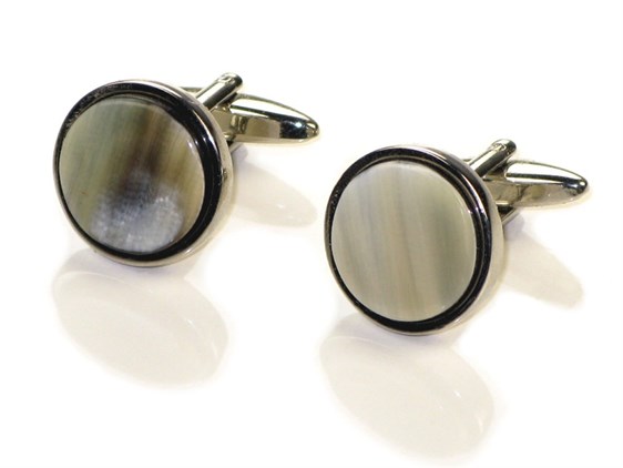 Cufflinks - Round - Cow Horn
