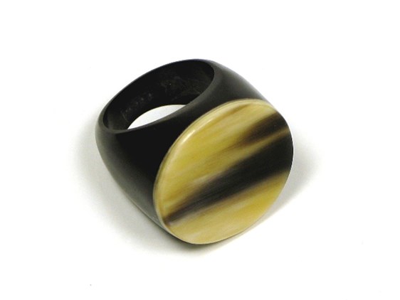 Round Horn Ring Round Horn Ring