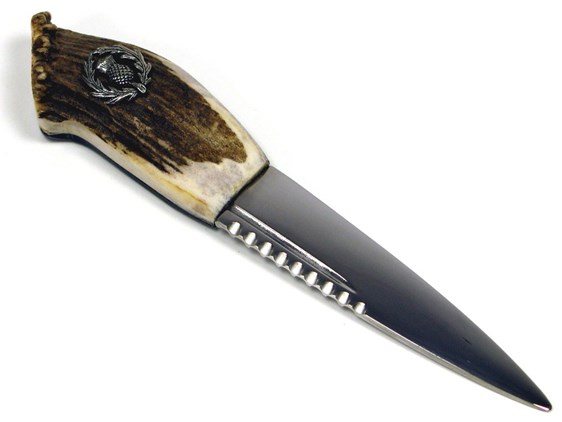 Sgian Dubh - Stag Antler Handle - Thistle