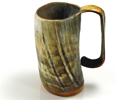 Cow Horn Soldiers Mug - Rough - 1 Pint | Horn Mug Cow Horn Soldiers Mug - Rough - 1 Pint | Horn Mug