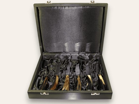Steak Knives - Oxhorn - Set of Six Steak Knives - Oxhorn - Set of Six