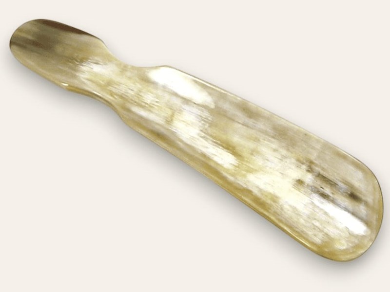7" Shoehorn With Handle 7" Shoehorn With Handle