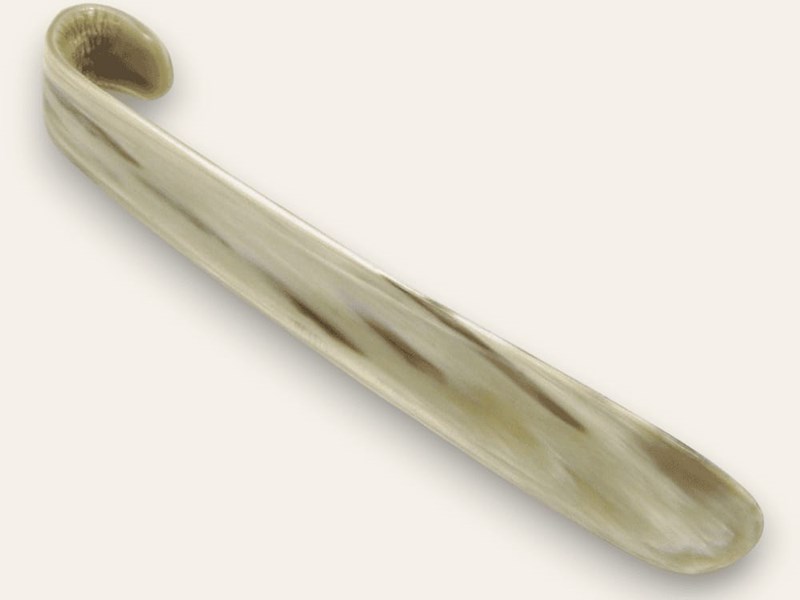 8" Shoehorn With Hook End 8" Shoehorn With Hook End
