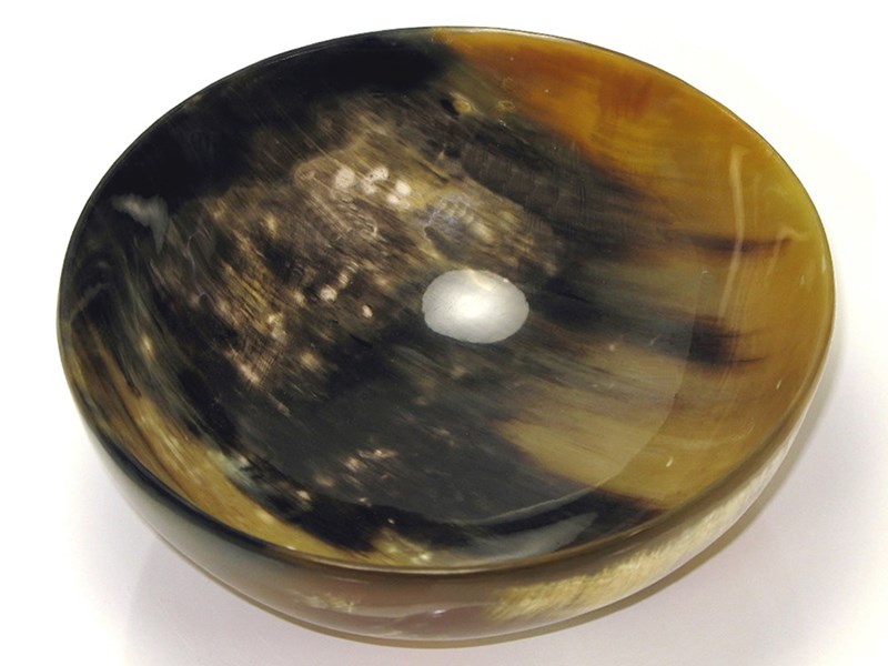 Polished Cow Horn Bowl - Medium - 160mm Polished Cow Horn Bowl - Medium - 160mm