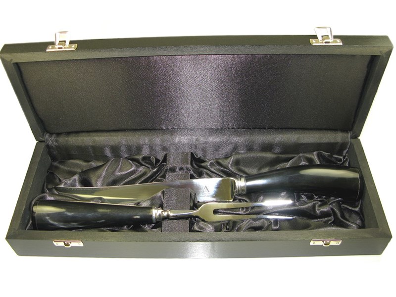 Boxed Polished Cow Horn Handle Two Piece Carver Set