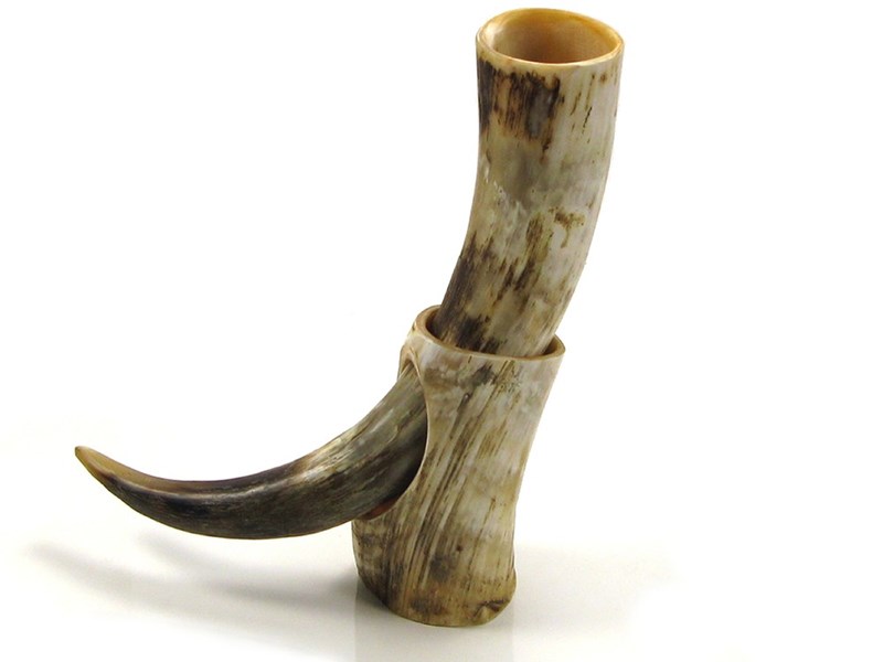 Drinking Horn On Stand - Rough