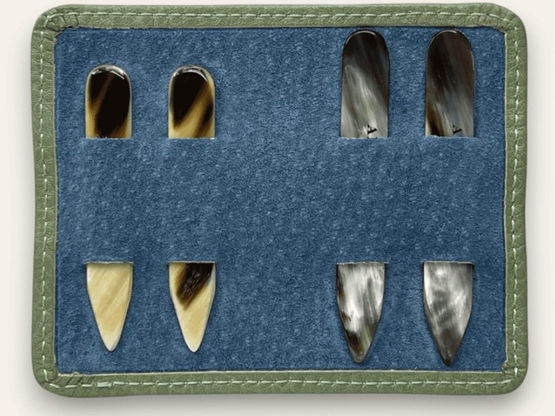 Horn Collar Stays with Green Leather Pouch | HCS-GX Horn Collar Stays with Green Leather Pouch | HCS-GX