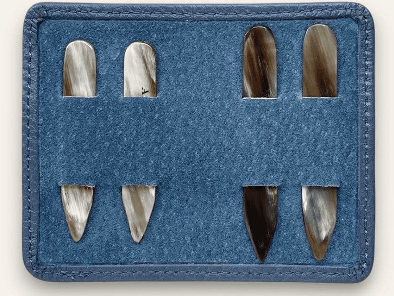 Horn Collar Stays with Navy Leather Pouch | HCS-NX Horn Collar Stays with Navy Leather Pouch | HCS-NX