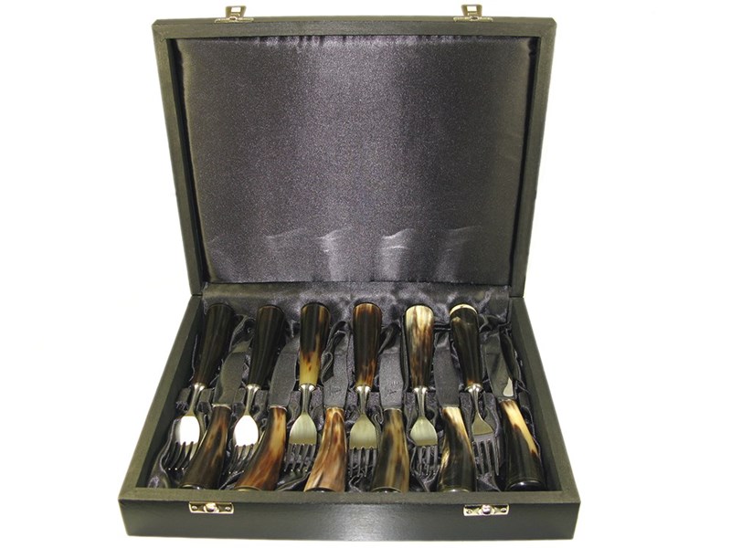 Steak Knives & Forks - Cow Horn - Set of Six