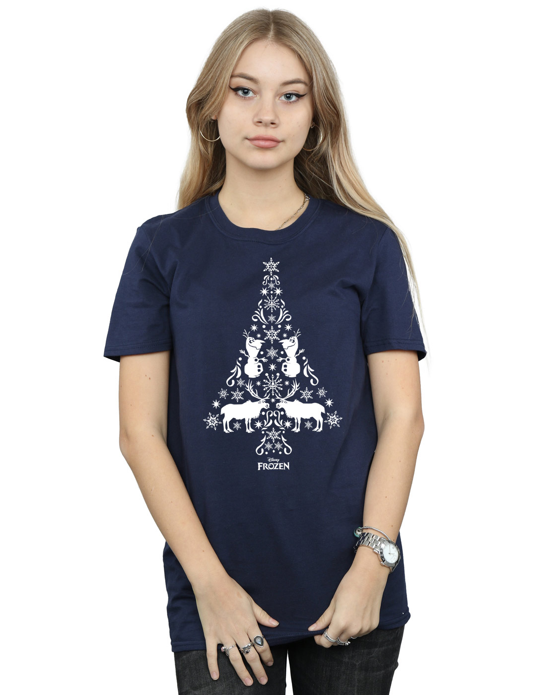 Donna Frozen Christmas Tree Boyfriend T-Shirt Fit