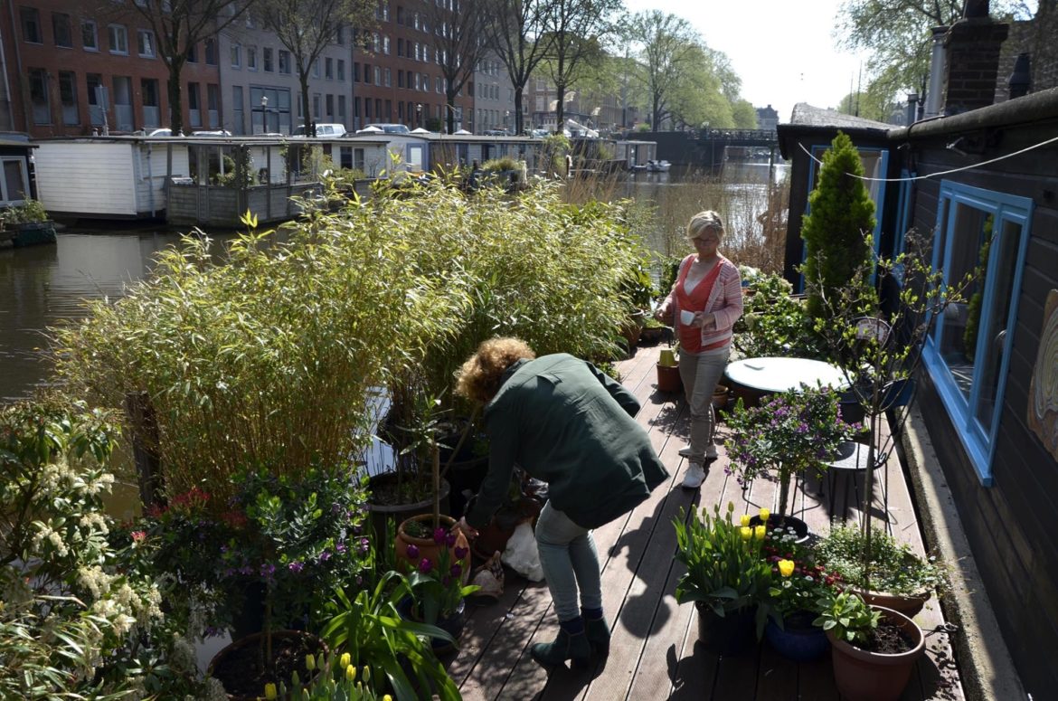 Acmbp Amsterdam Houseboat01
