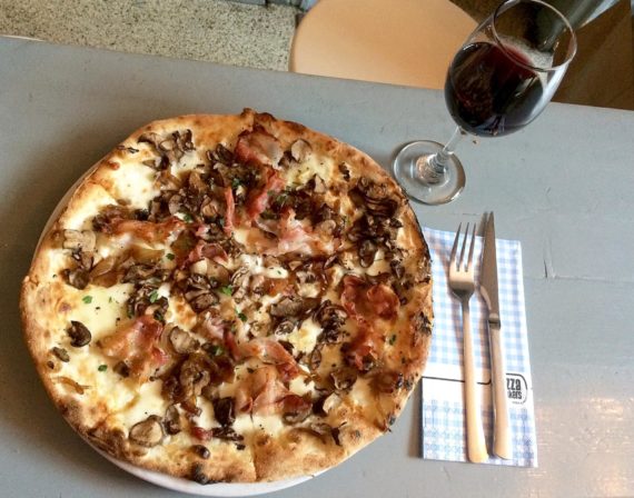 Acmbp Amsterdam Food Guide Pizza Bakker2