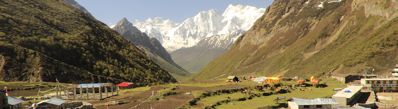 Manaslu Circuit Trek