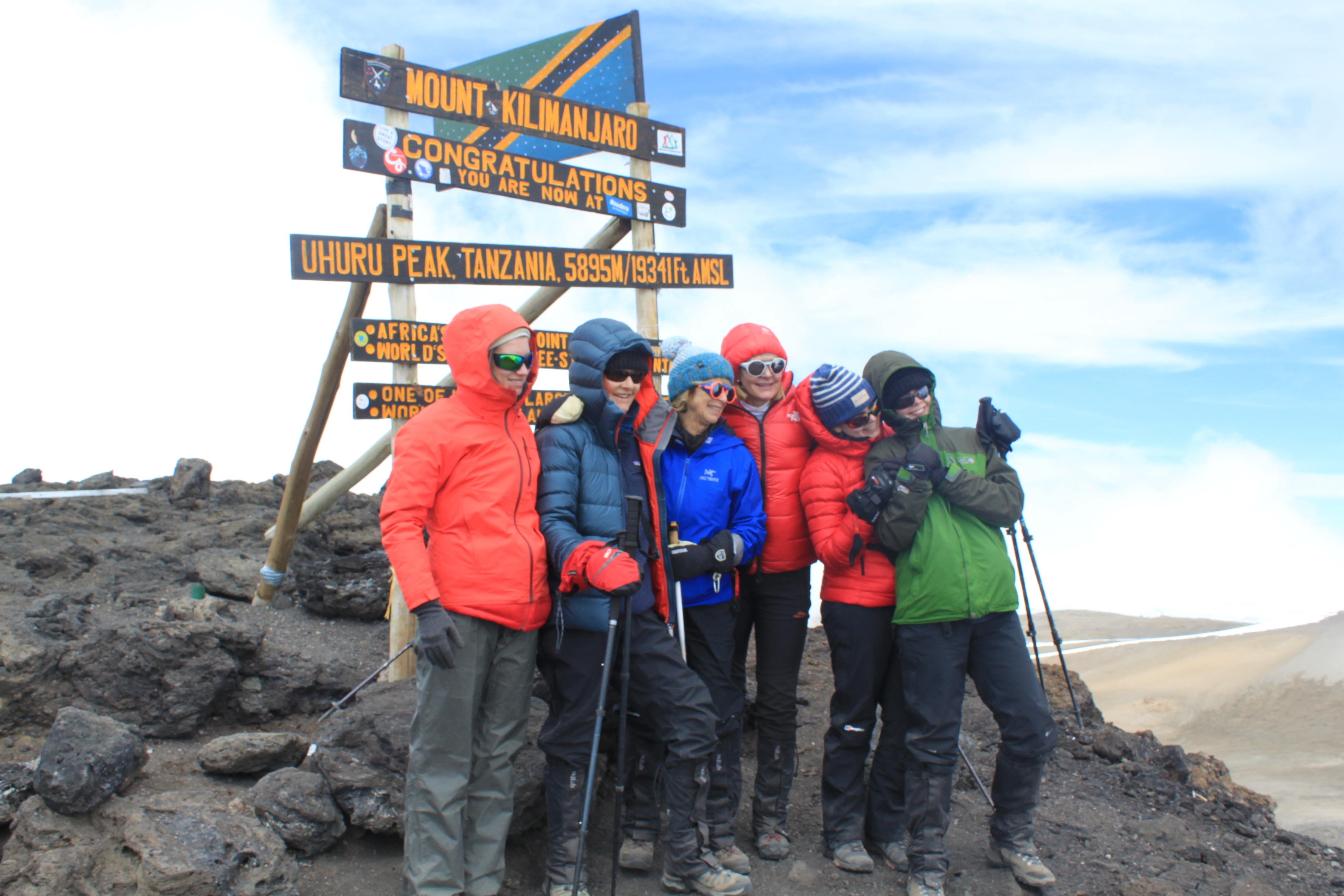 MOUNT KILIMANJARO HIKING VIA LEMOSHO ROUTE 9 DAYS