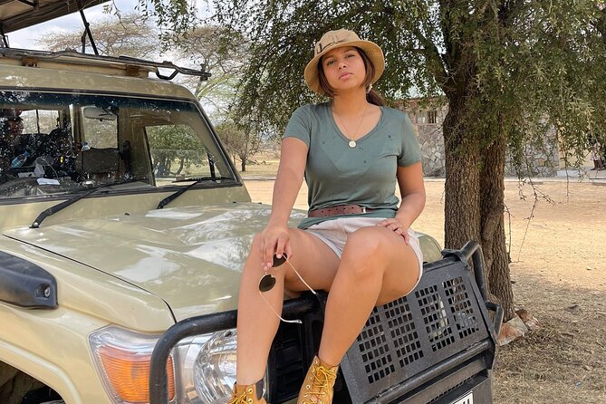 2-DAY SAFARI FROM ZANZIBAR TO TARANGIRE & NGORONGORO