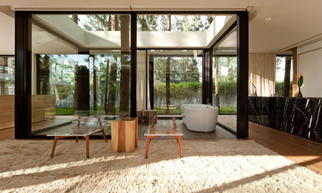 LTVs, Residence Villa Noi, Lancia TrendVisions, Duangrit Bunnag
