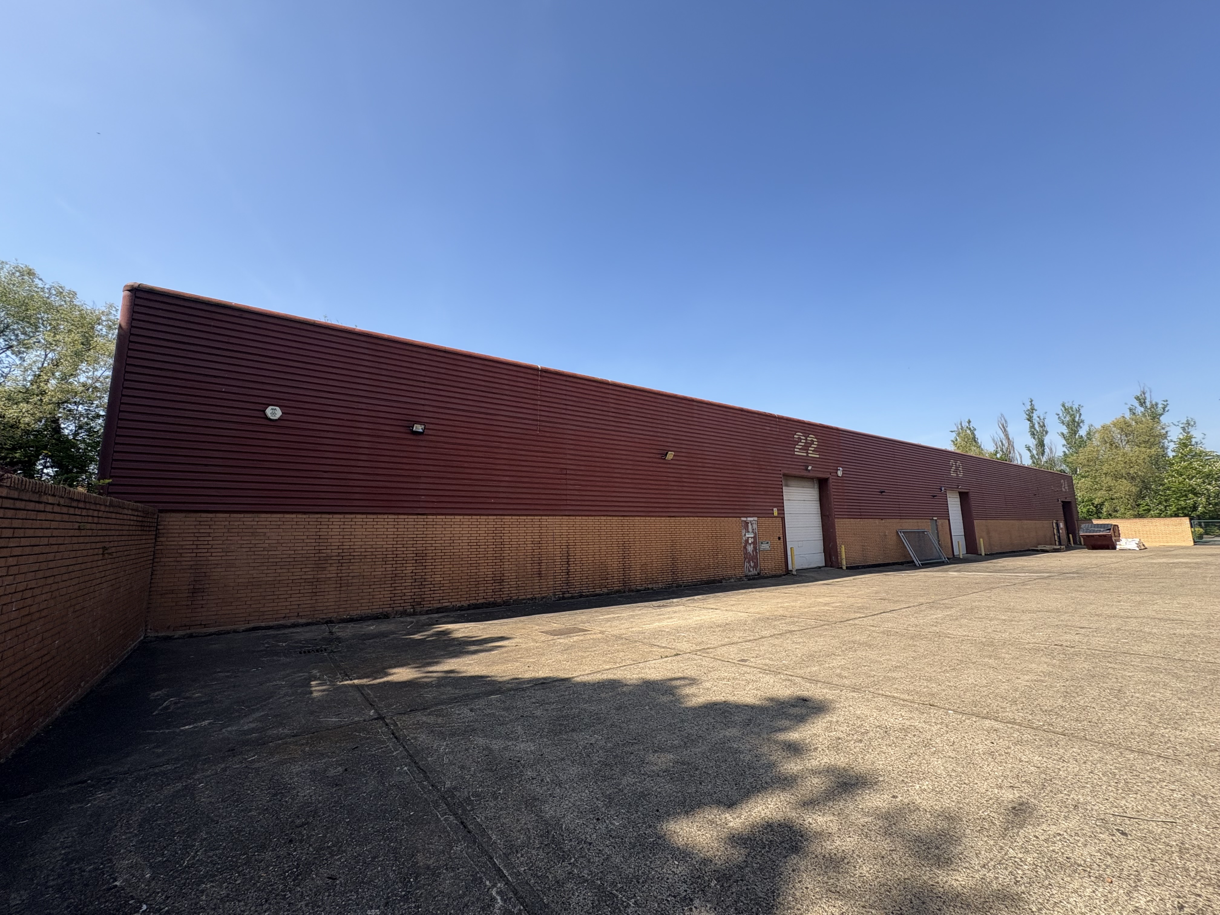 Unit 22, Peverel Drive, Granby Trade Park, Milton Keynes, Buckinghamshire, MK1 1NW