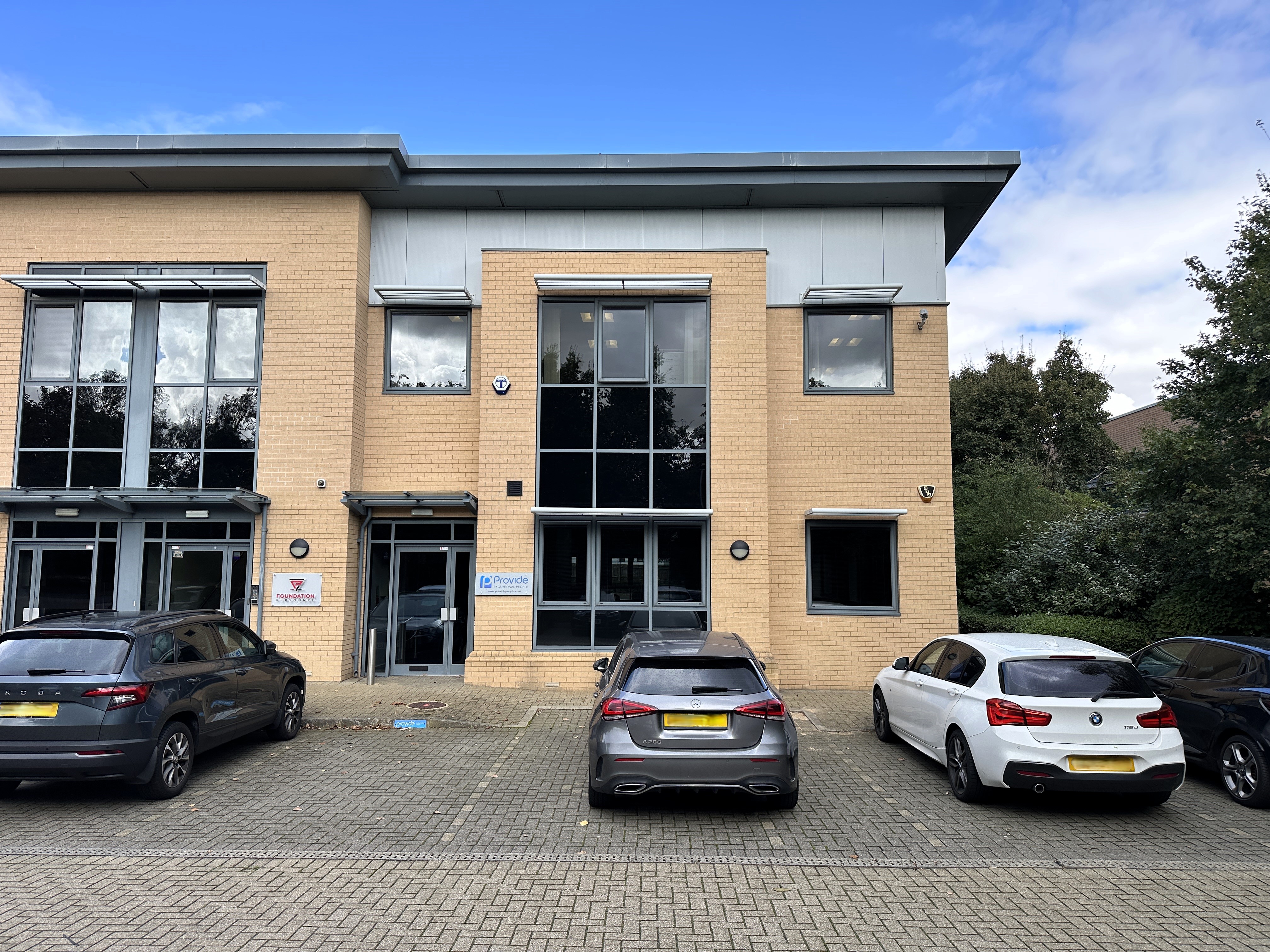 Unit 1 Newton Court, 37 Kelvin Drive, Milton Keynes, Buckinghamshire, MK5 8NH