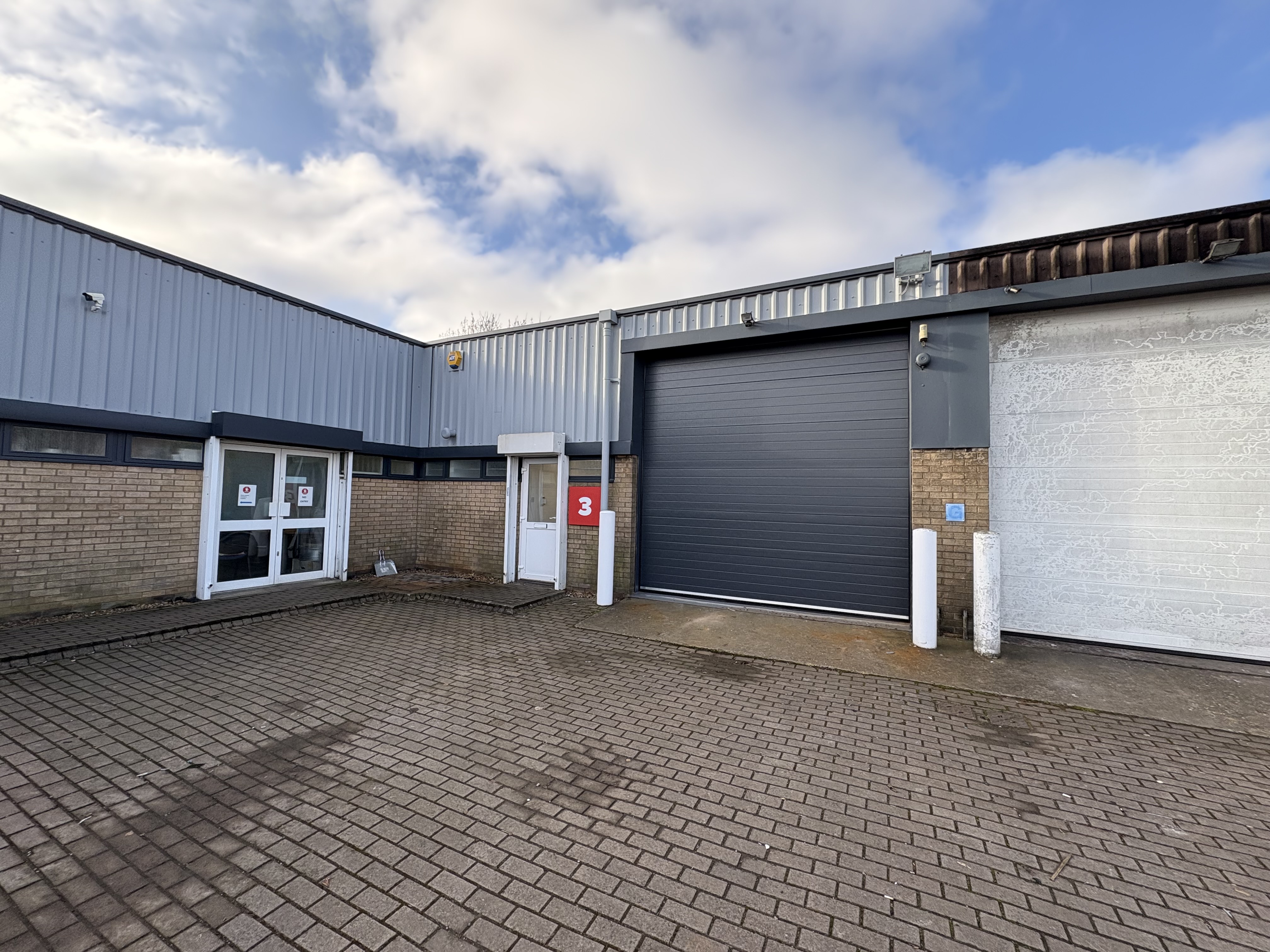 Unit 3, Millbrook Close, St James Mill, Northampton, Northamptonshire, NN5 5JF