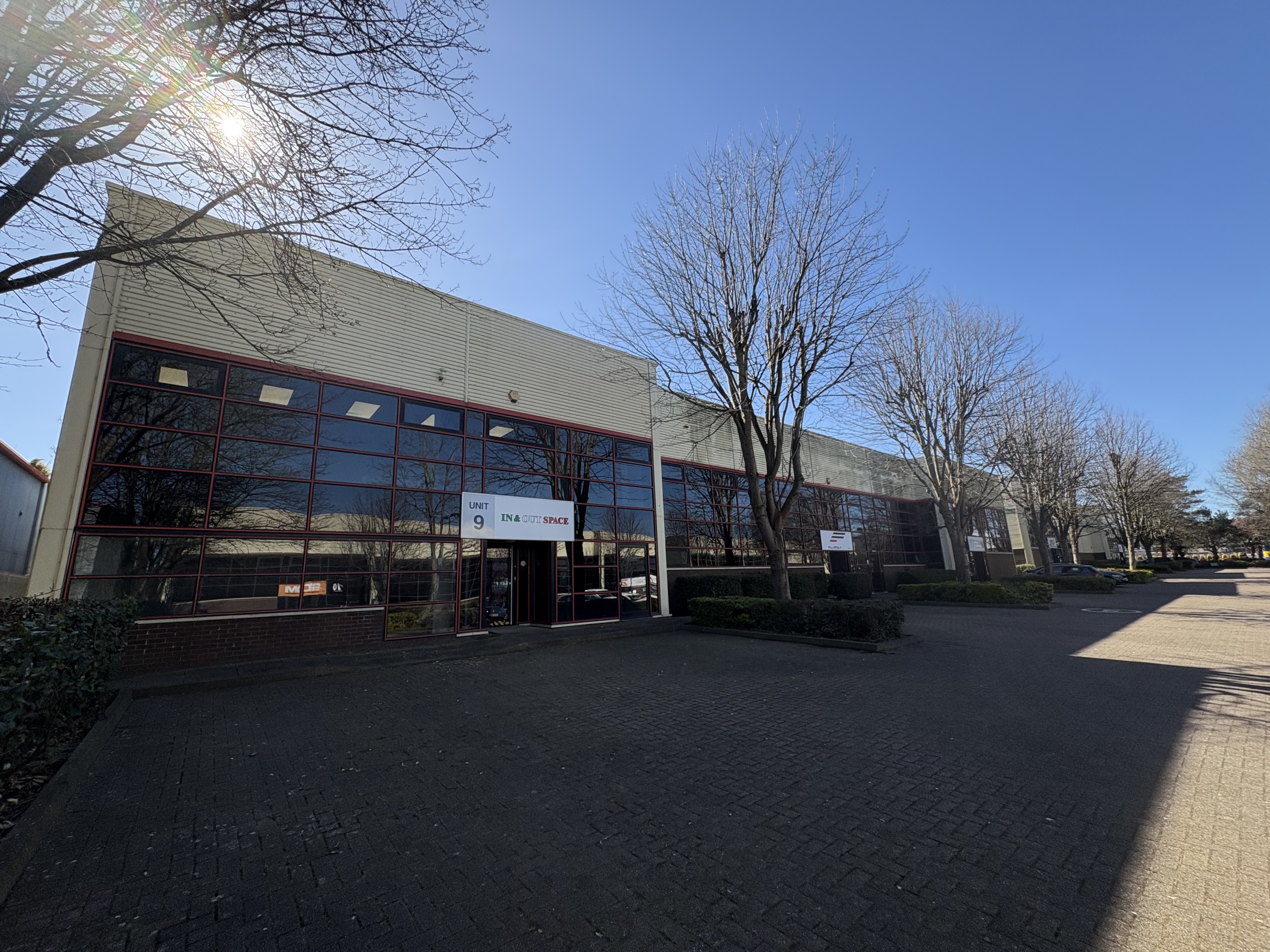 Unit 9, Avant Business Centre, Bletchley, Milton Keynes, Buckinghamshire, MK1 1DR