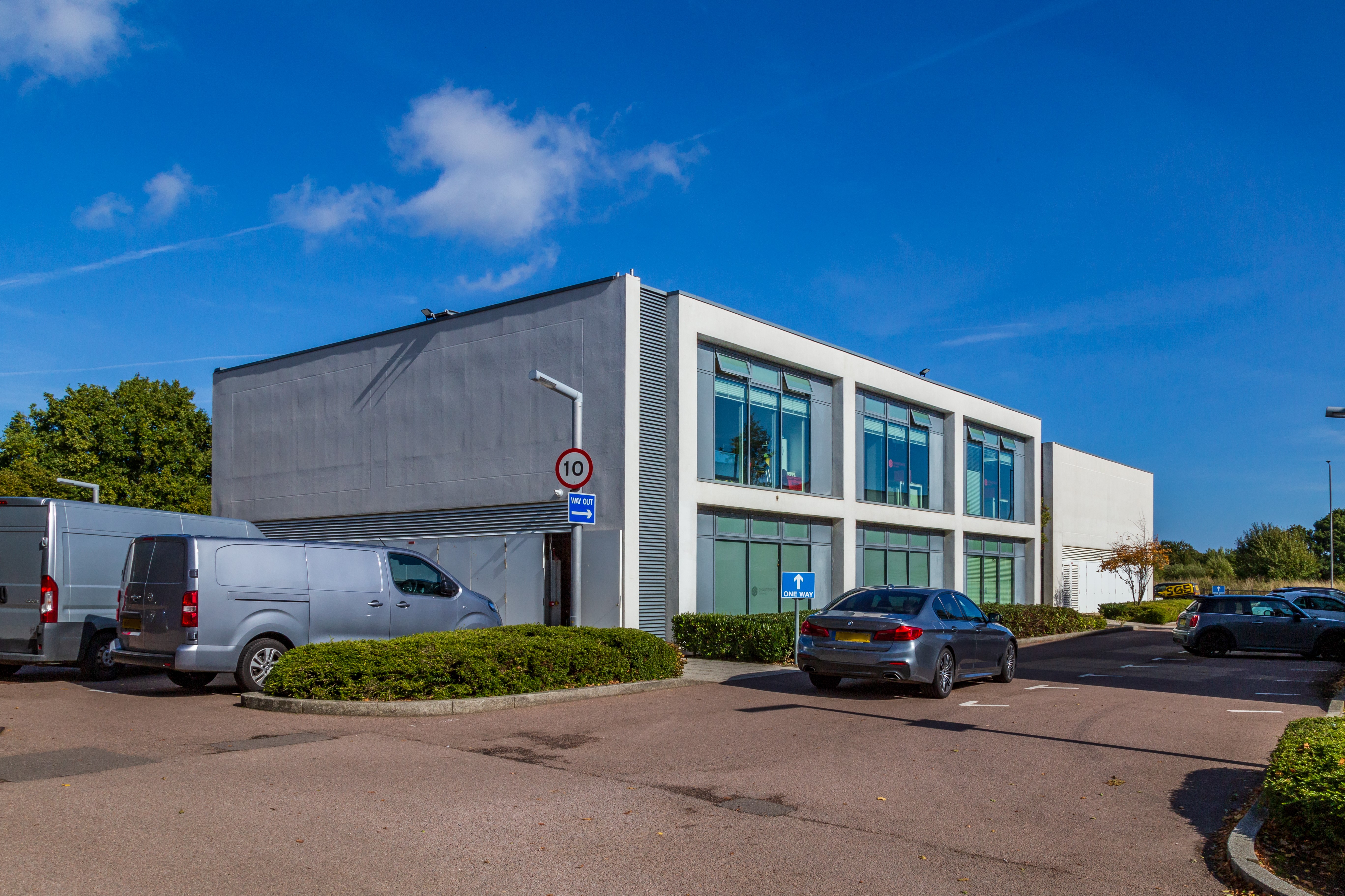 Building 250, The Village, Butterfield Business Park, Luton, LU2 8DL