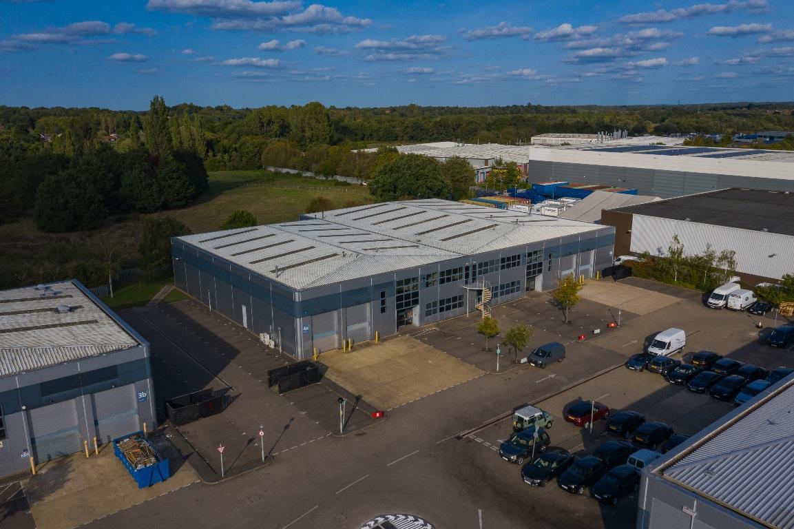 Unit 4a/b Opus Park, Moorfield Road, Guildford, GU1 1SZ