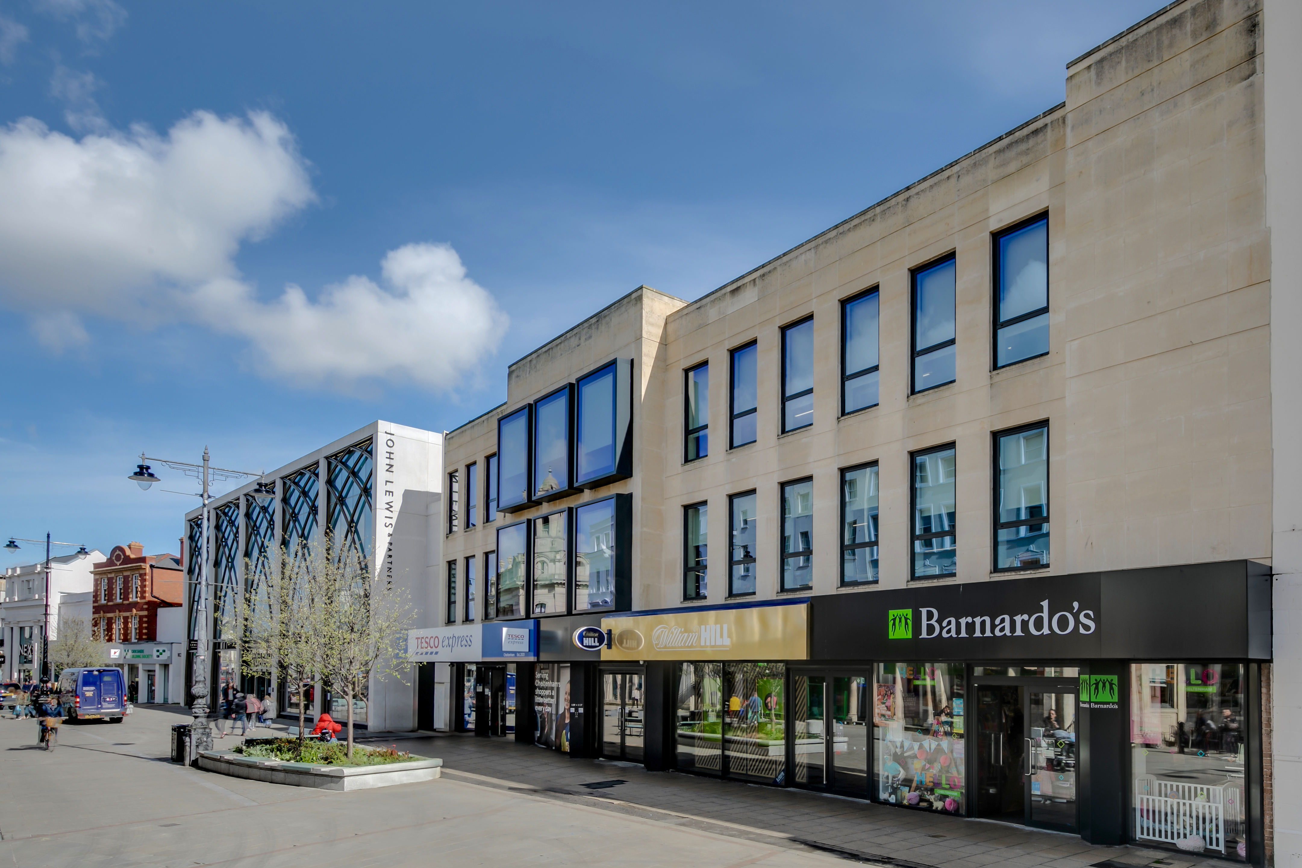 111 High Street, Cheltenham, Gloucestershire, GL50 1DW