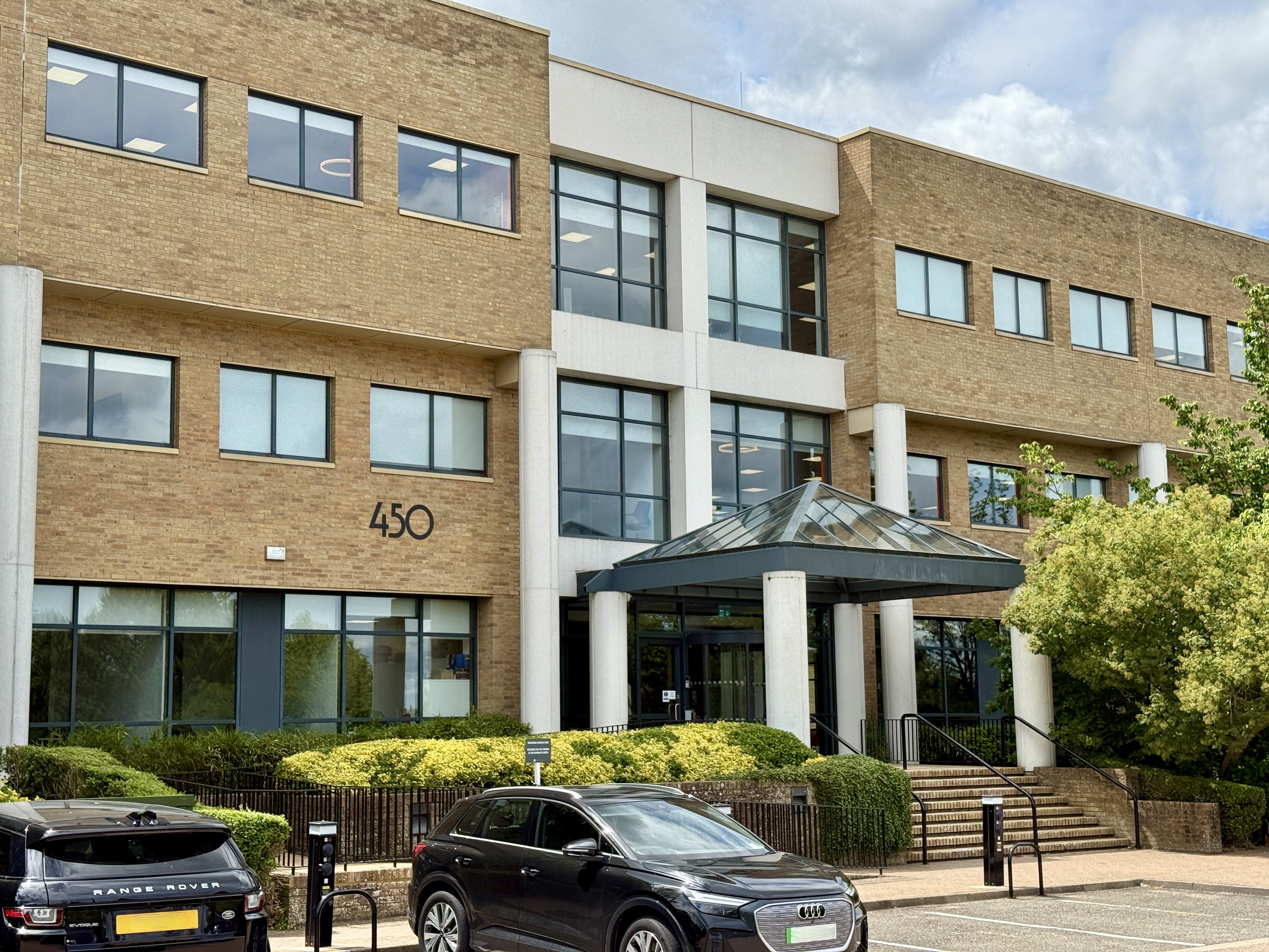 450 Capability Green, Luton, Bedfordshire, LU1 3LU
