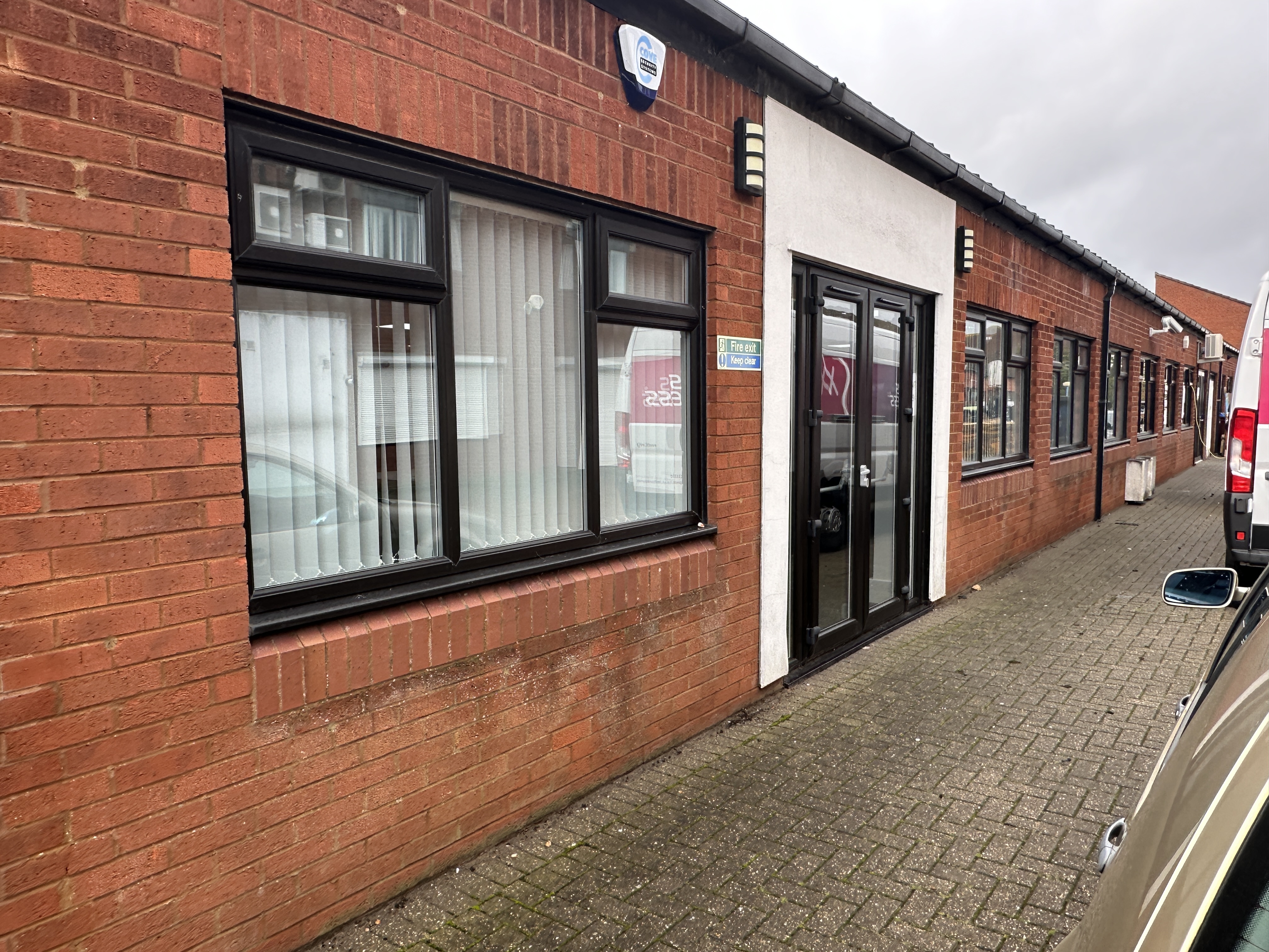 19 Walker Avenue, Unit 19, Walker Avenue, Milton Keynes, Buckinghamshire, MK12 5TW