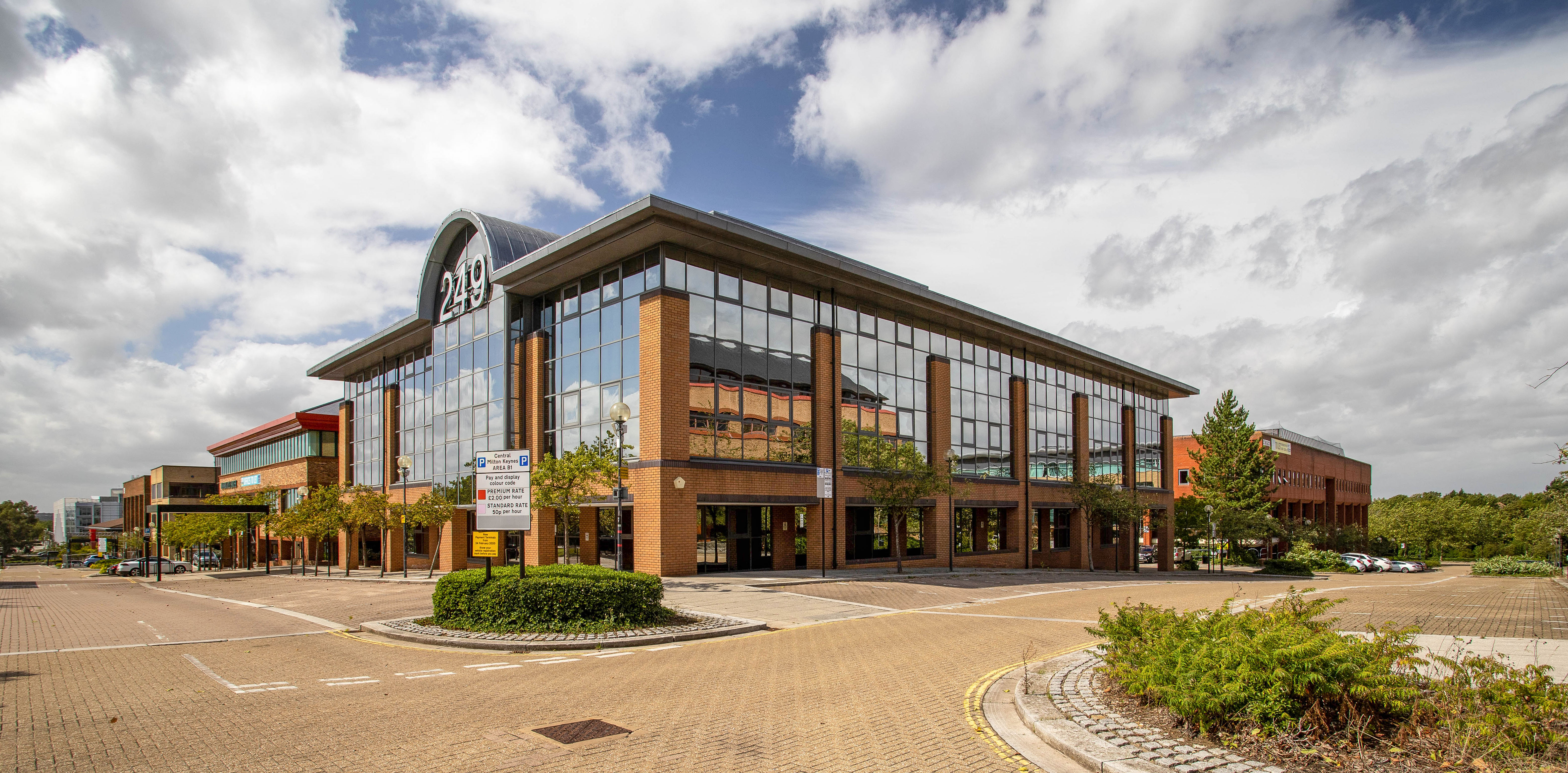 249 Silbury Boulevard, 249 Silbury Boulevard, Milton Keynes, Buckinghamshire, MK9 1NA