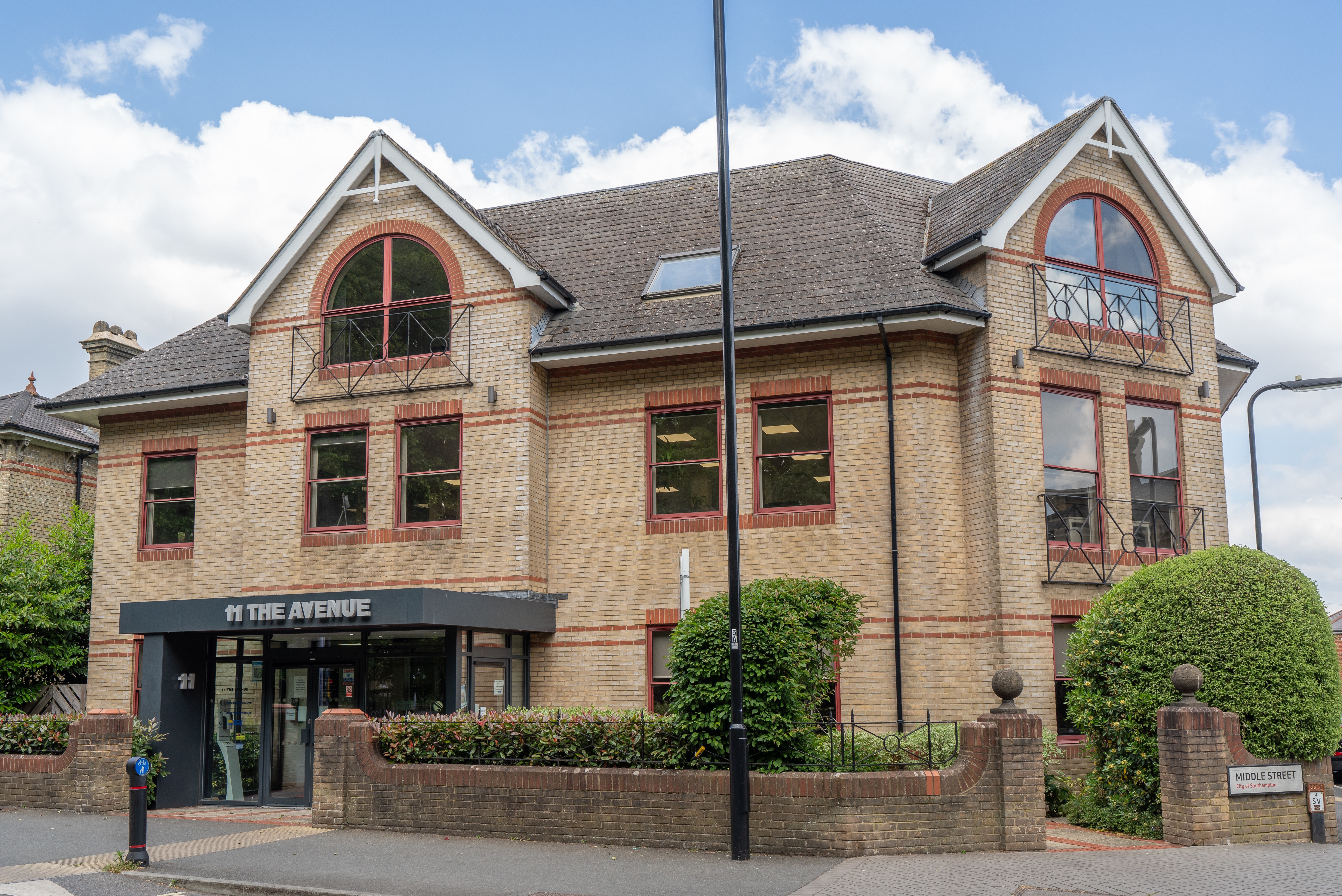 11 The Avenue, Southampton, Hampshire, SO17 1XF