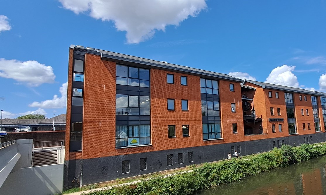 2 Bishops Wharf, 2 Bishops Wharf, Walnut Tree Close, Guildford, Surrey, GU1 4UP