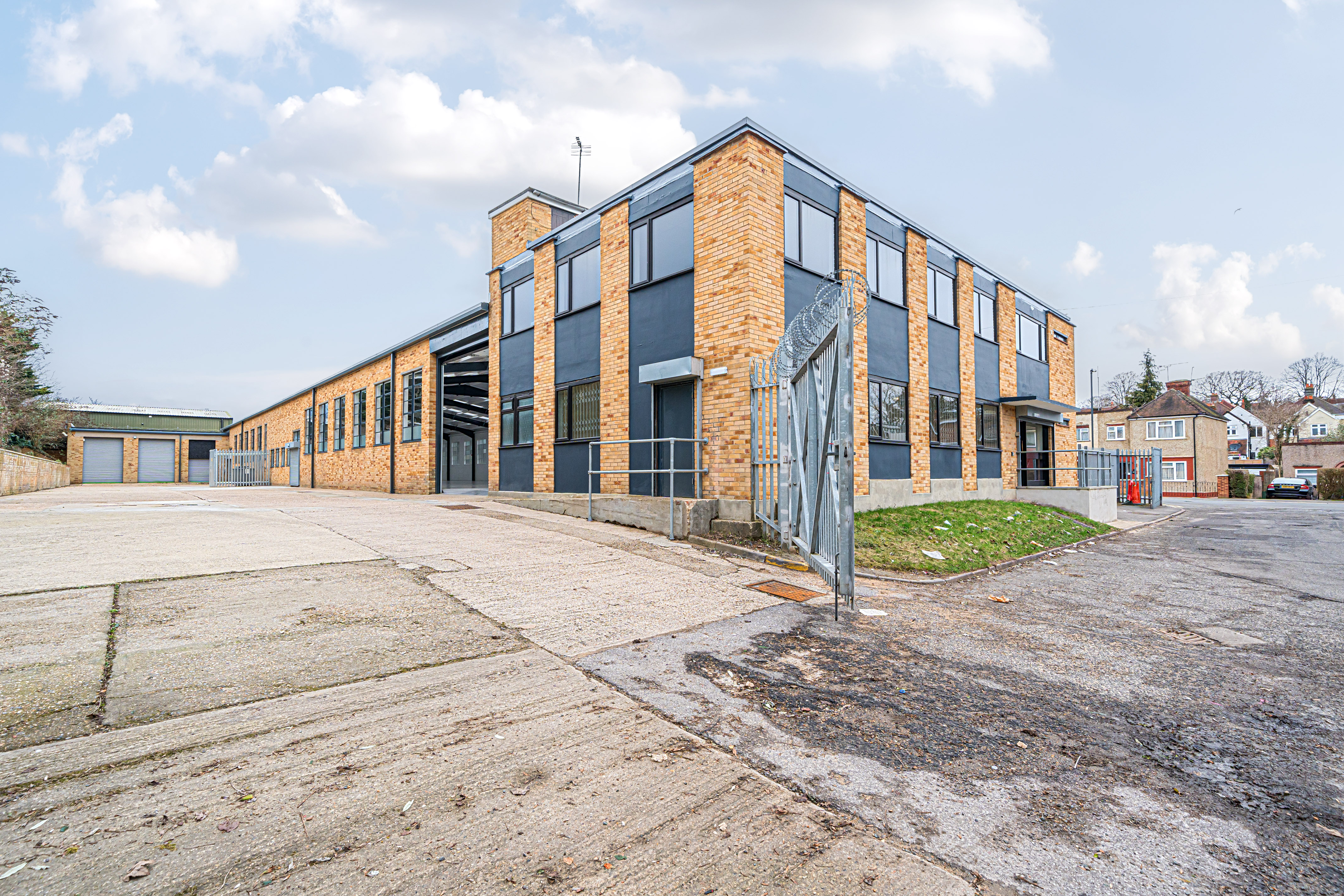 Unit A/B/C Boyn Valley Estate, Boyn Valley Road, Maidenhead, SL6 4EJ