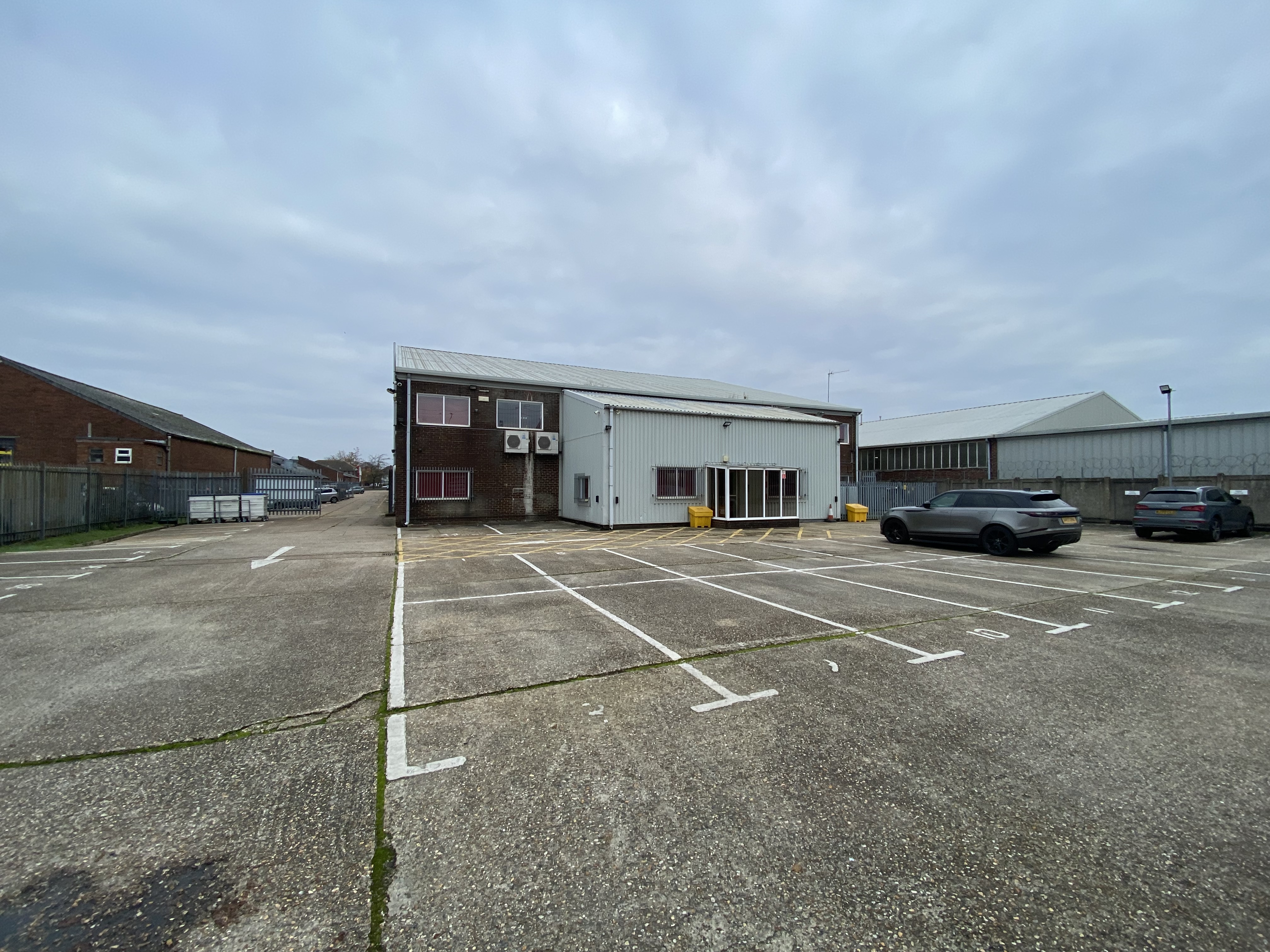 Unit 4 Monza House, Third Avenue, Southampton, SO15 0LD