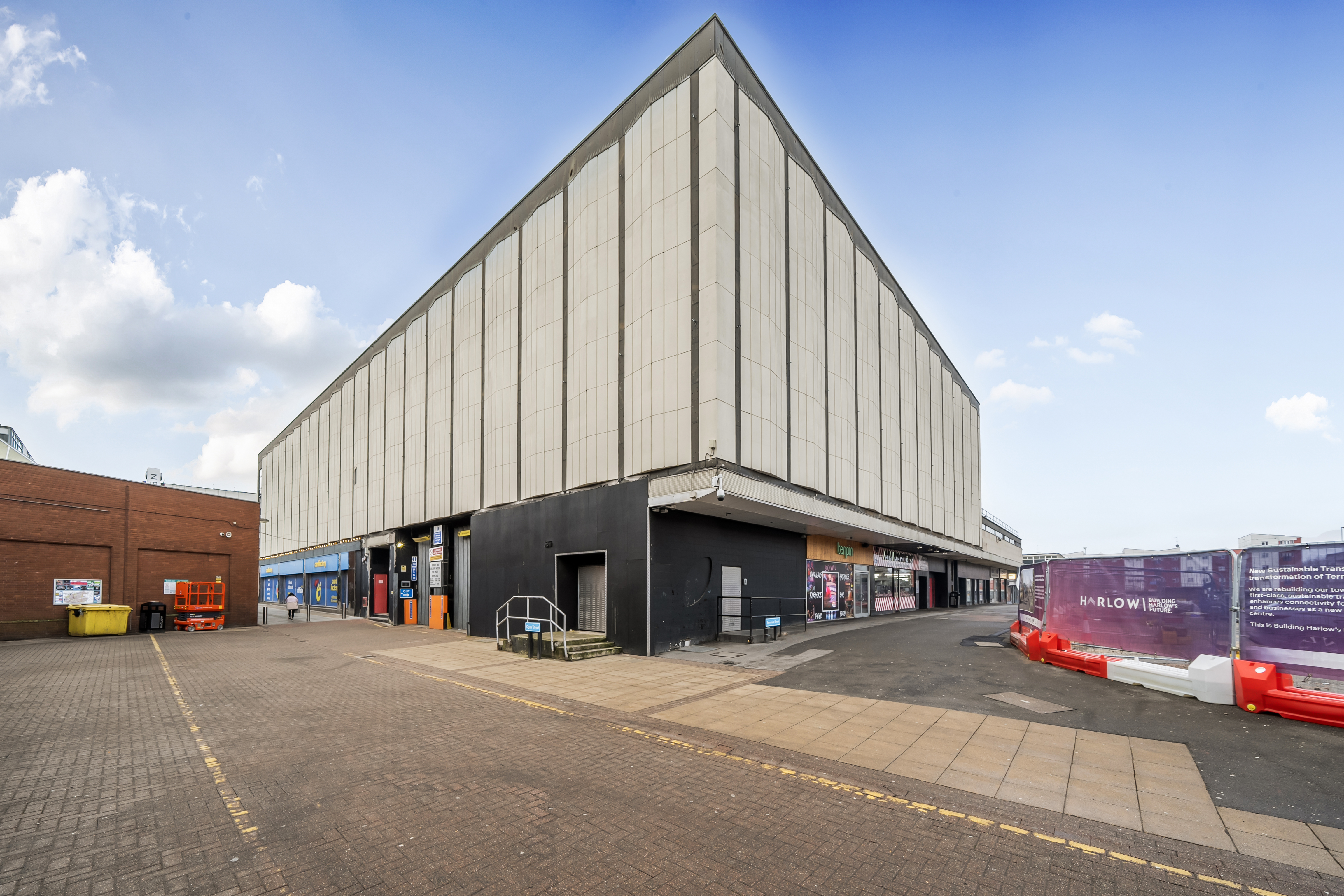 30-32a Terminus Street, Harlow, CM20 1EY -  Strettons