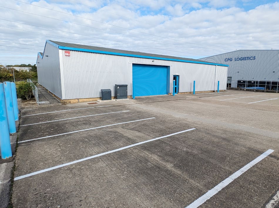 Unit 700 Fareham Reach Industrial Estate, Fareham Road, Gosport, Hampshire, PO13 0FW