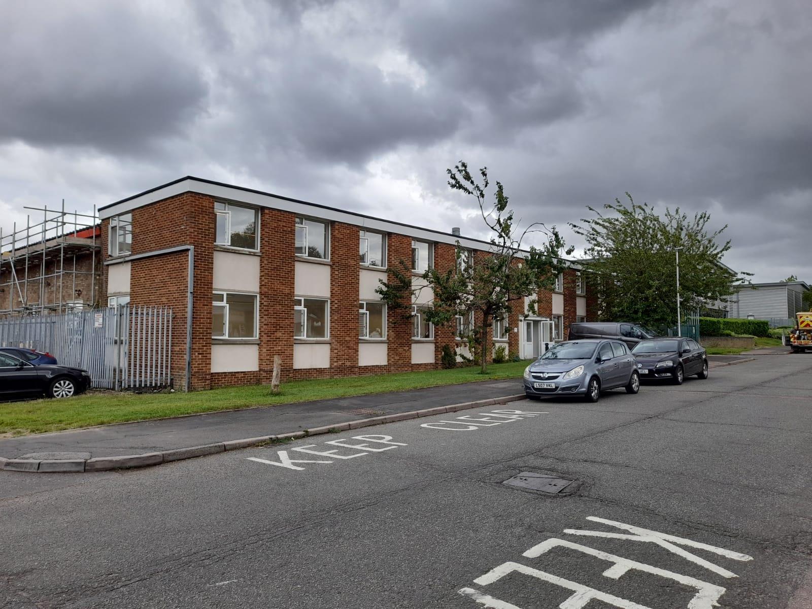 39-43 Bilton Way, Luton, Luton, LU1